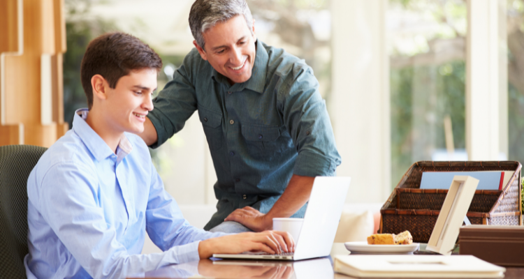 Adolescente autista com oportunidade de emprego